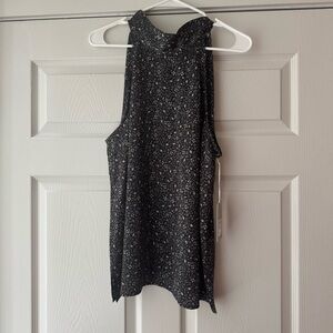 Chelsea28 Gray Sleeveless Tank Top